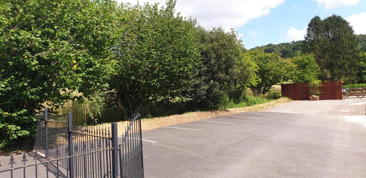 הוניטון Monkton Court House B&B מראה חיצוני תמונה